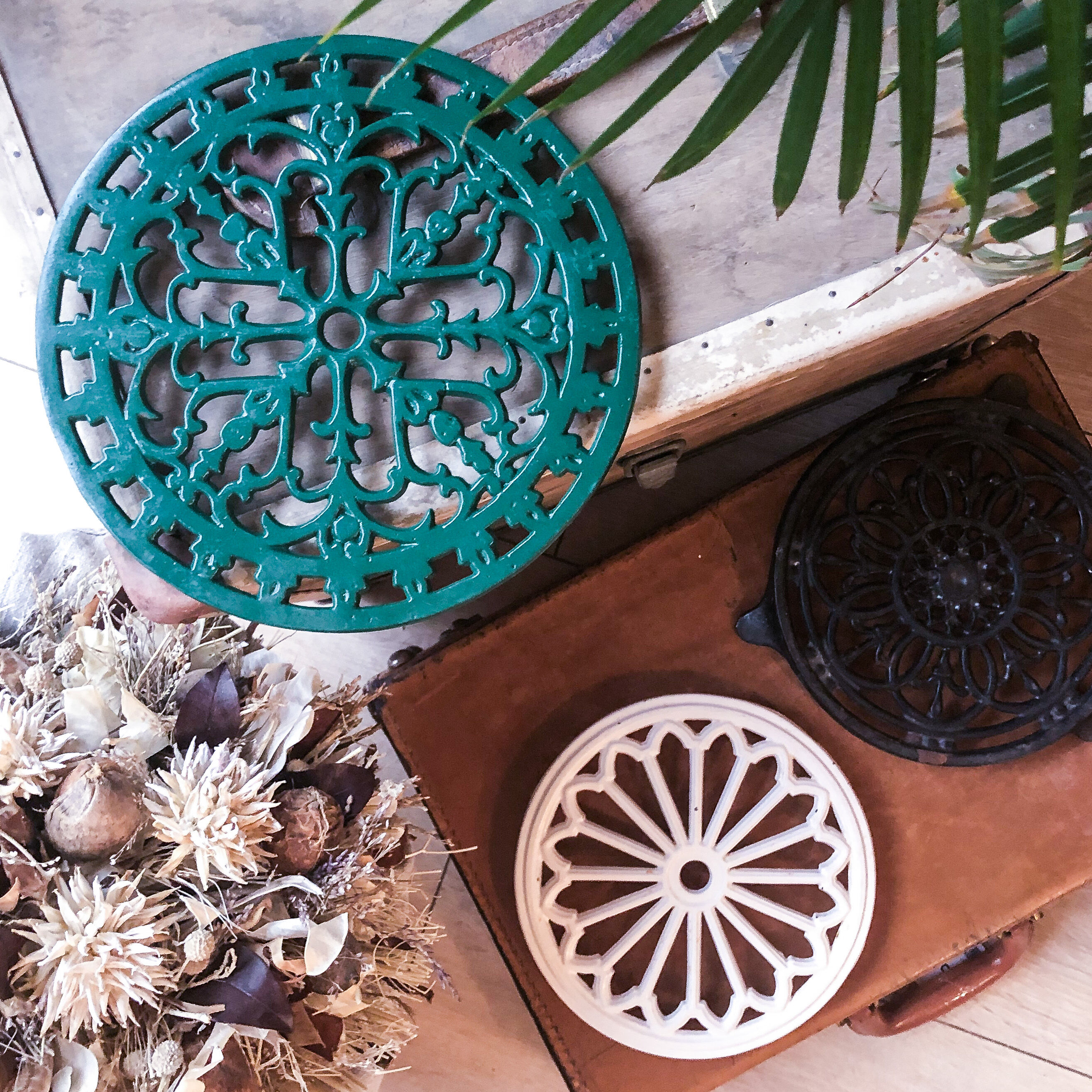 Bottle green cast iron dish