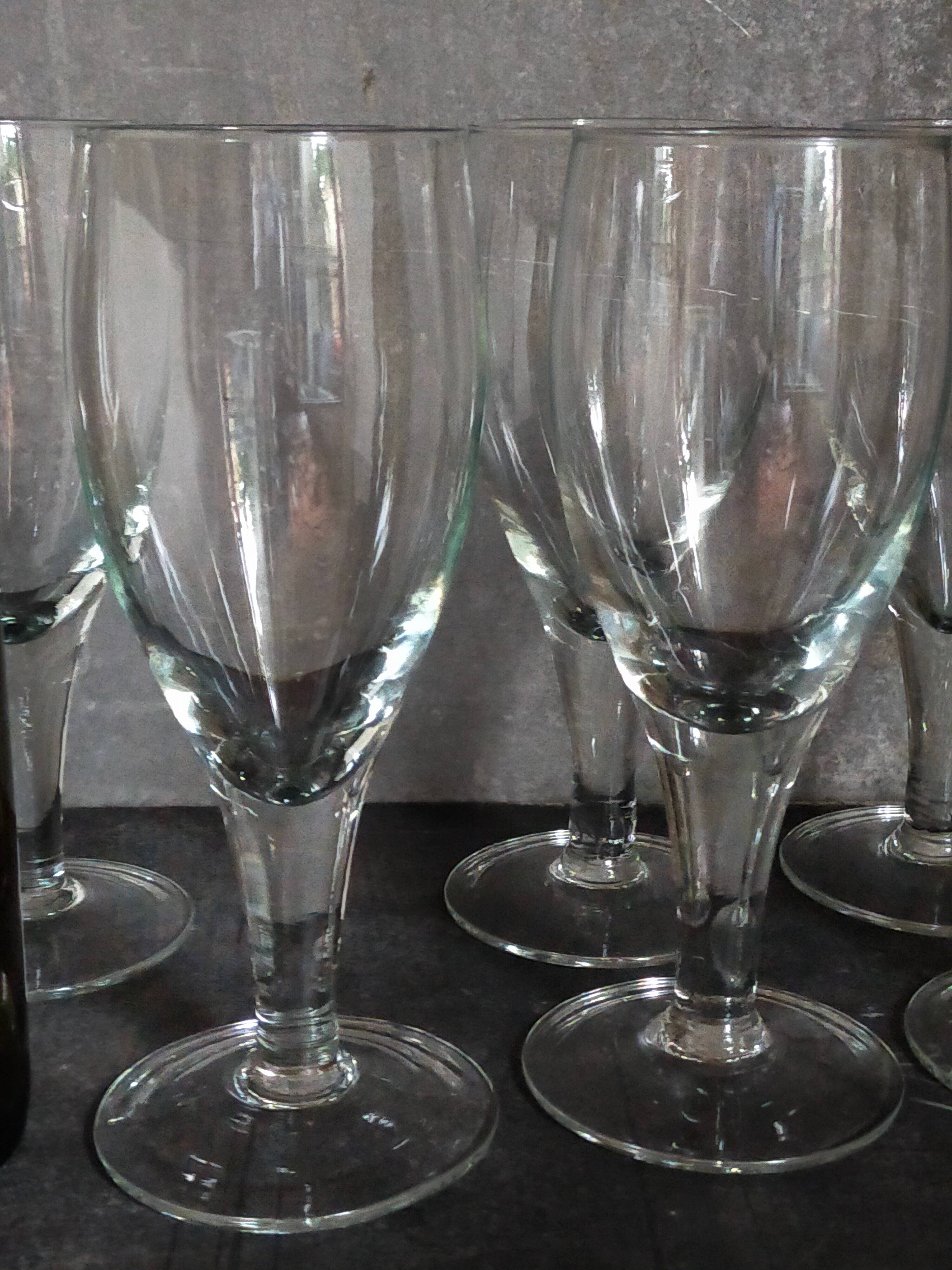 Six XXL blown glass stemmed glasses