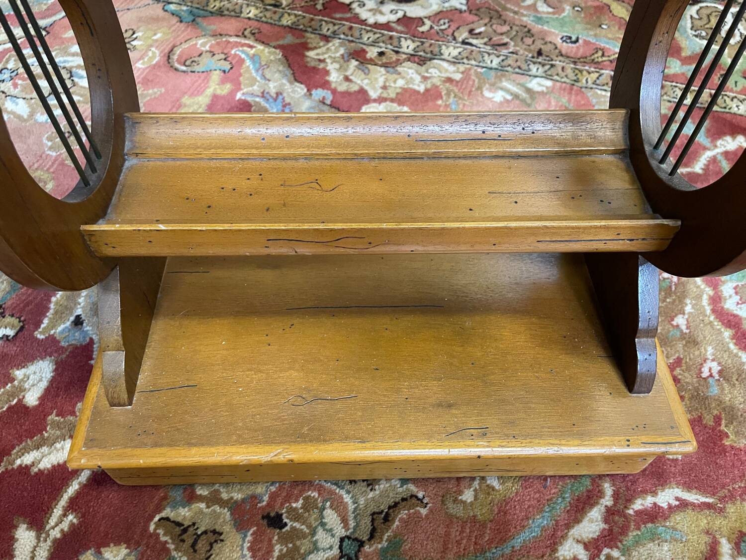 Paire de tables de chevets Lyre