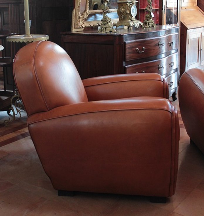 Pair of club chairs in leather