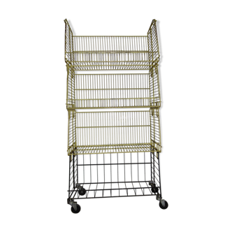 Metal display of shops shops fruits and vegetables