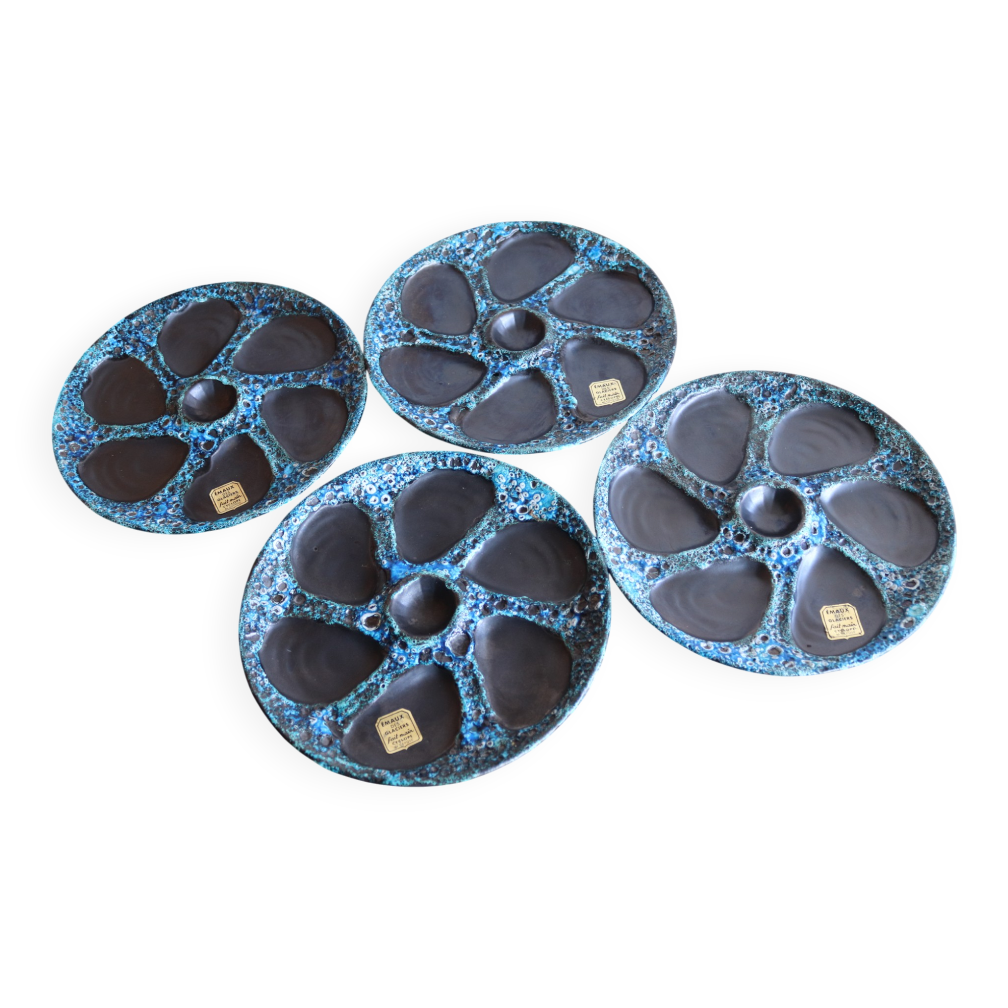 Set of 4 Cyclope oyster plates – Émaux des Glaciers