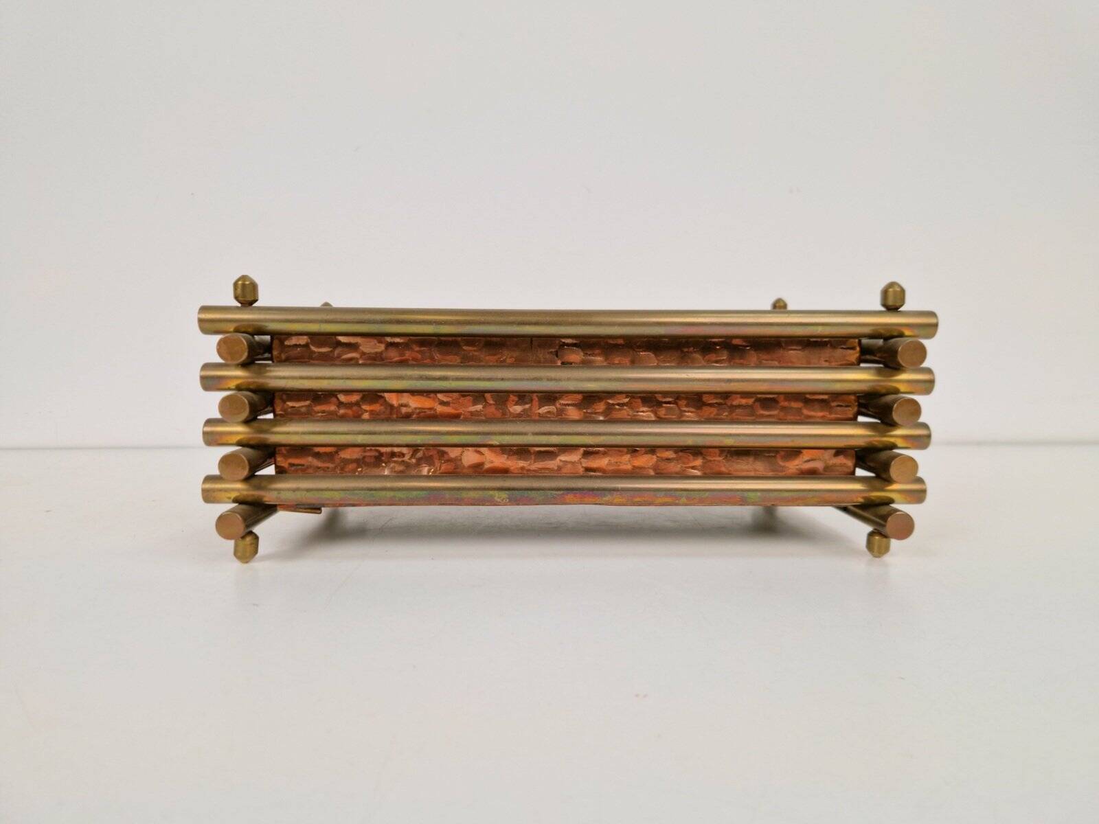 Edwardian Sculptural Copper Planter, England, 1920