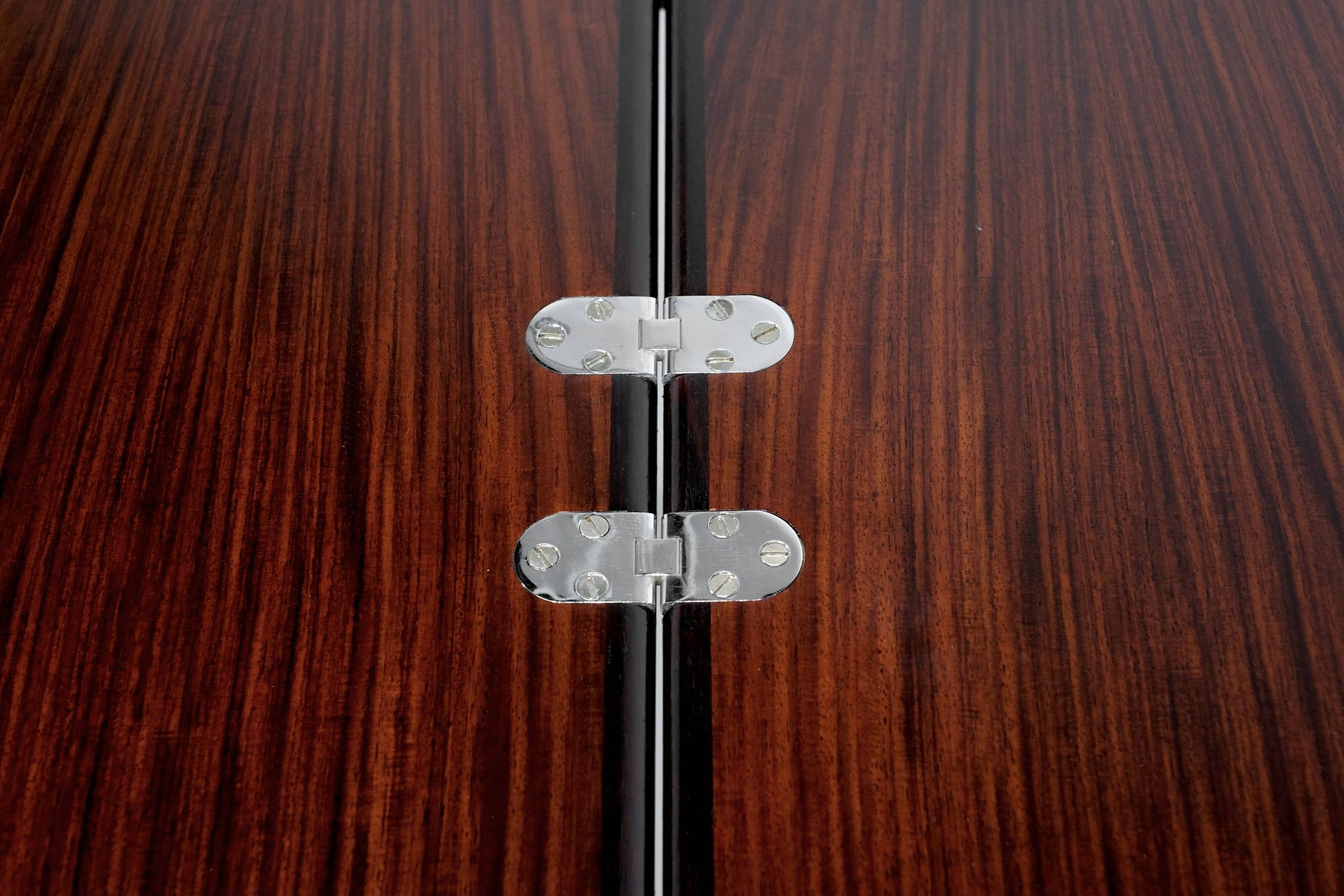 Dining table model "Nibay" by Afra and Tobia Scarpa for Gavina, Italy.