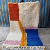 Traditional handmade Berber rug, size 150 x 250 cm