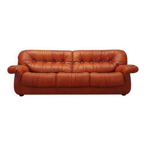 Canapé en cuir rouge, design italien, années 1970, fabricant : PelleRossi — Beyit