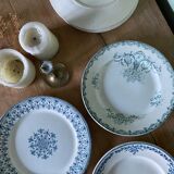 Set of 6 old flat plates in mismatched iron earth