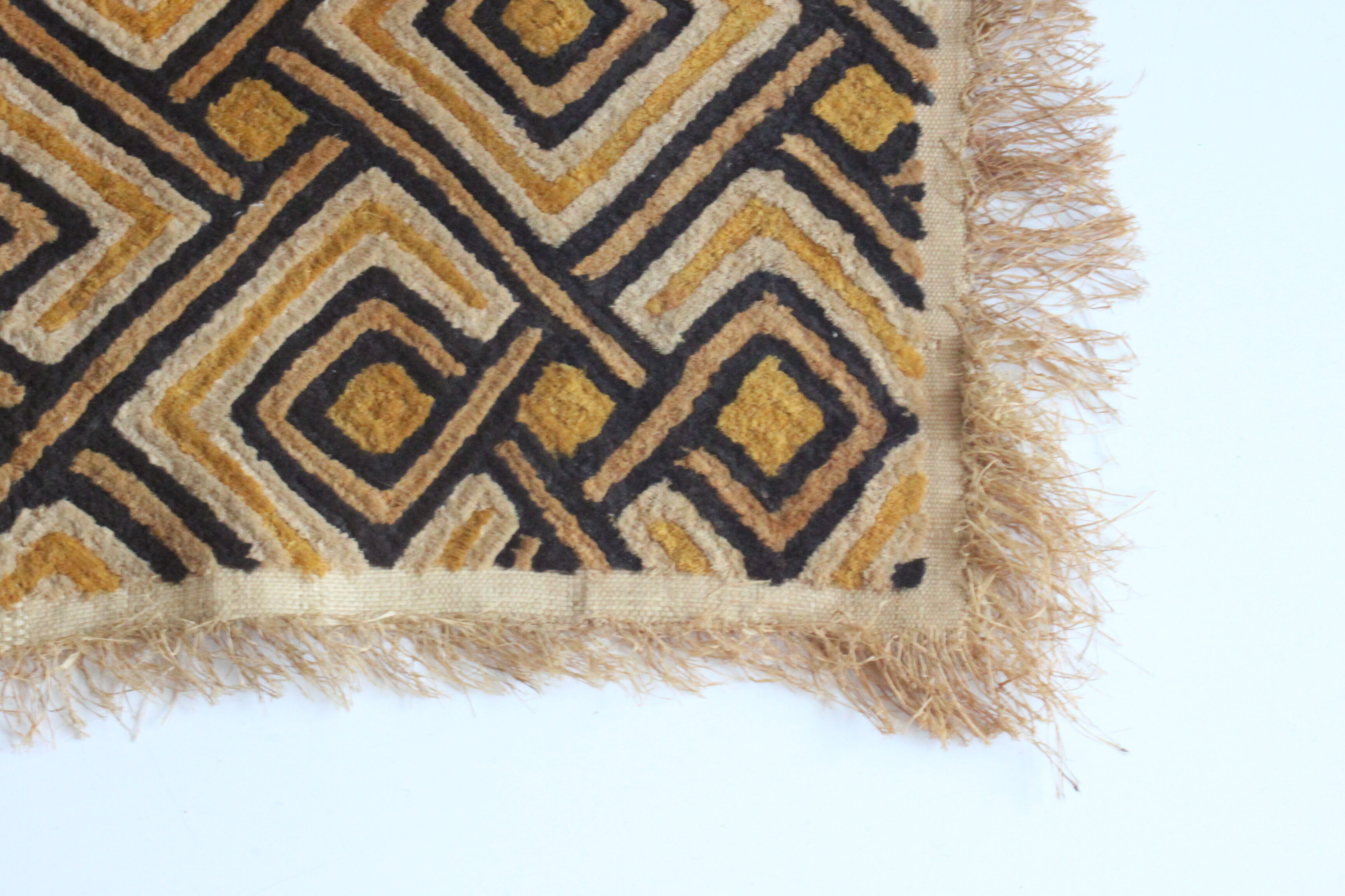 Shoowa rug, velours du Kasaï, Congo 1960s.
