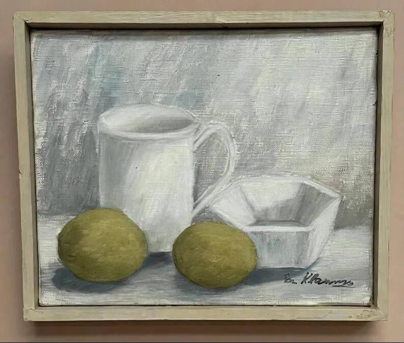 Original Swedish Oil on Canvas – “Jug, Bowl and Fruits” by Main Klarmo‑Kärred – Signed – 1961 – Vintage & Framed – 49×40.5 cm (19.3"×15.9")
