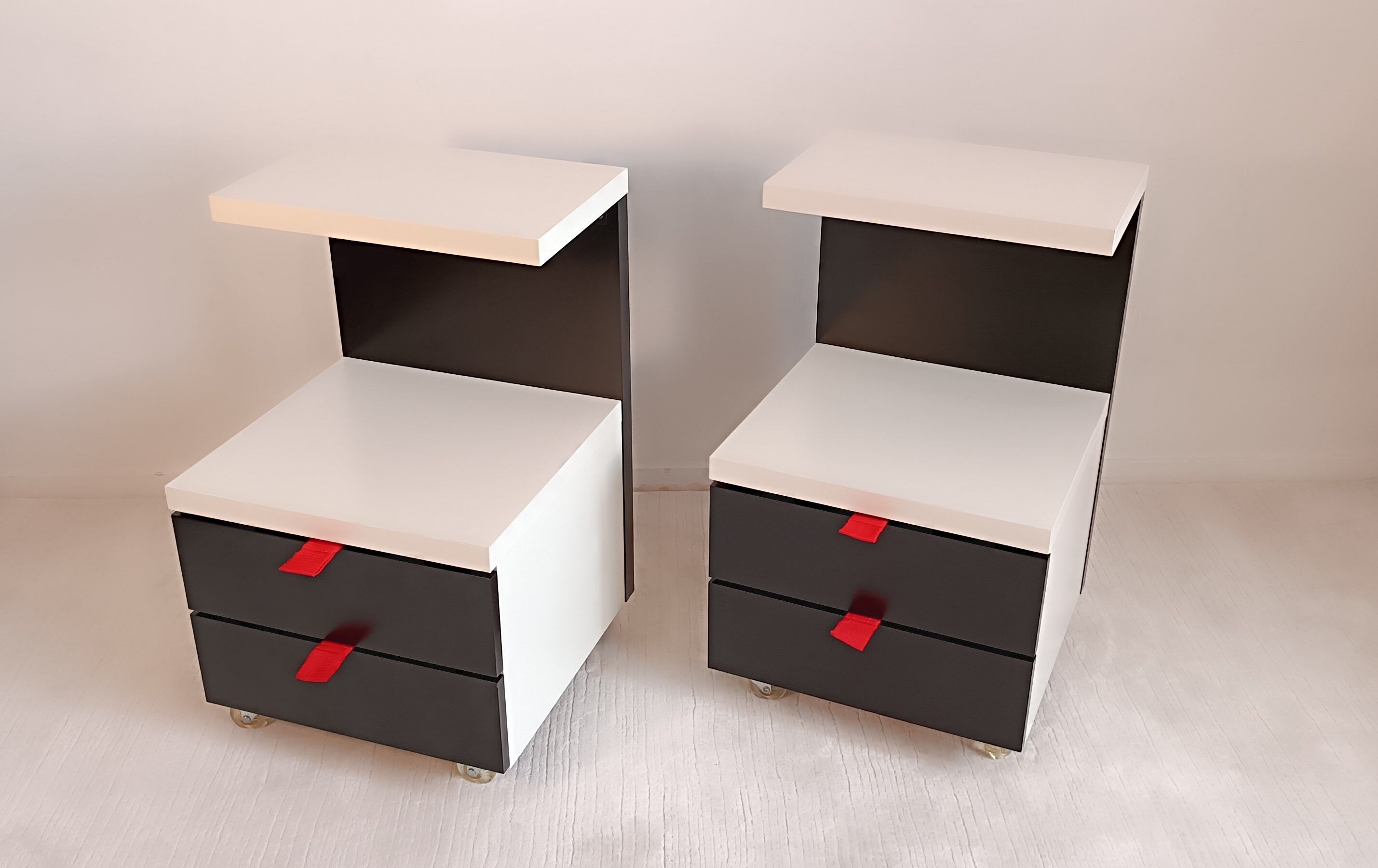 Tables de chevet postmodernes ikea noir et blanc 1980’s en tbeg