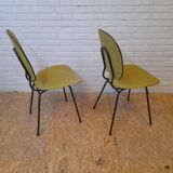 Paire de chaises de salle à manger françaises années 50