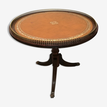 English mahogany pedestal table