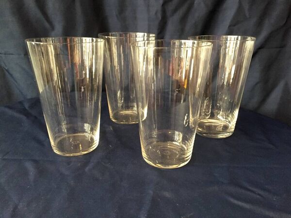 Suite de 4 gobelets verres a eau jus de fruits cristal de baccarat