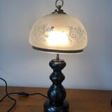 Prestigious wooden desk lamp