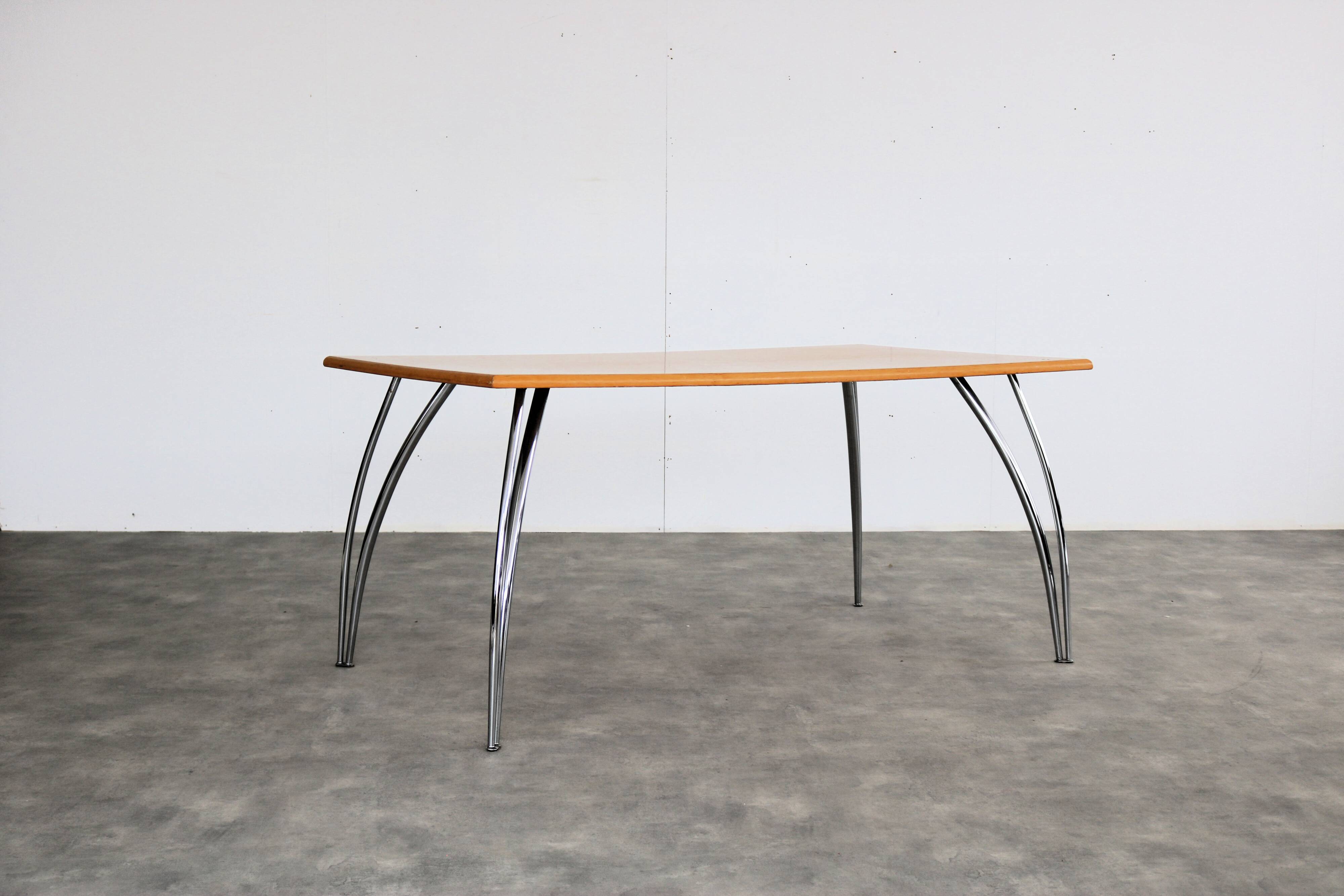 Vintage table | dining table | Effezeta | 80s