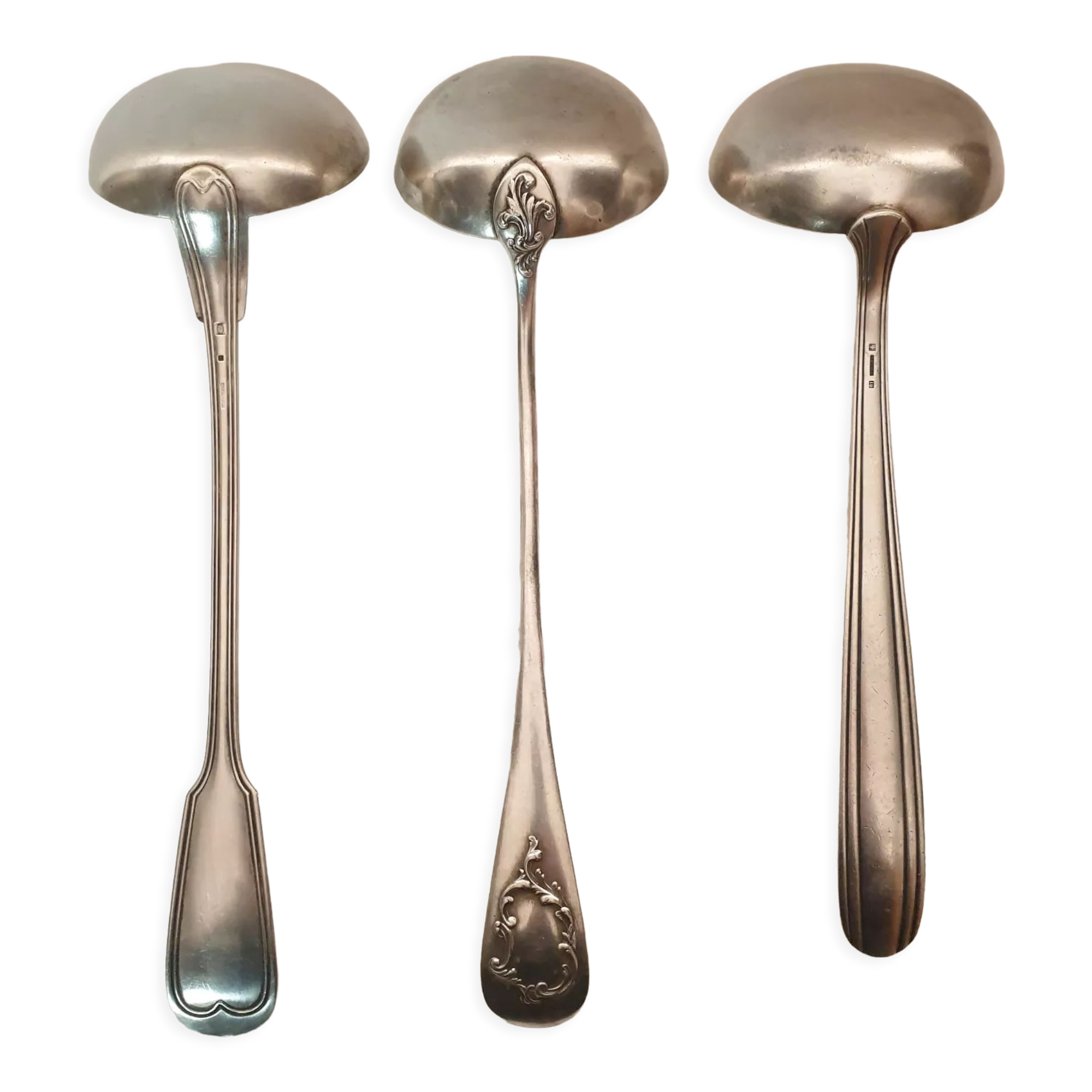 3 ladles in silver metal