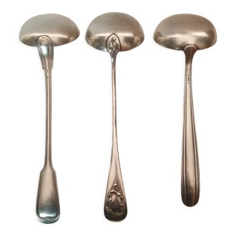 3 ladles in silver metal