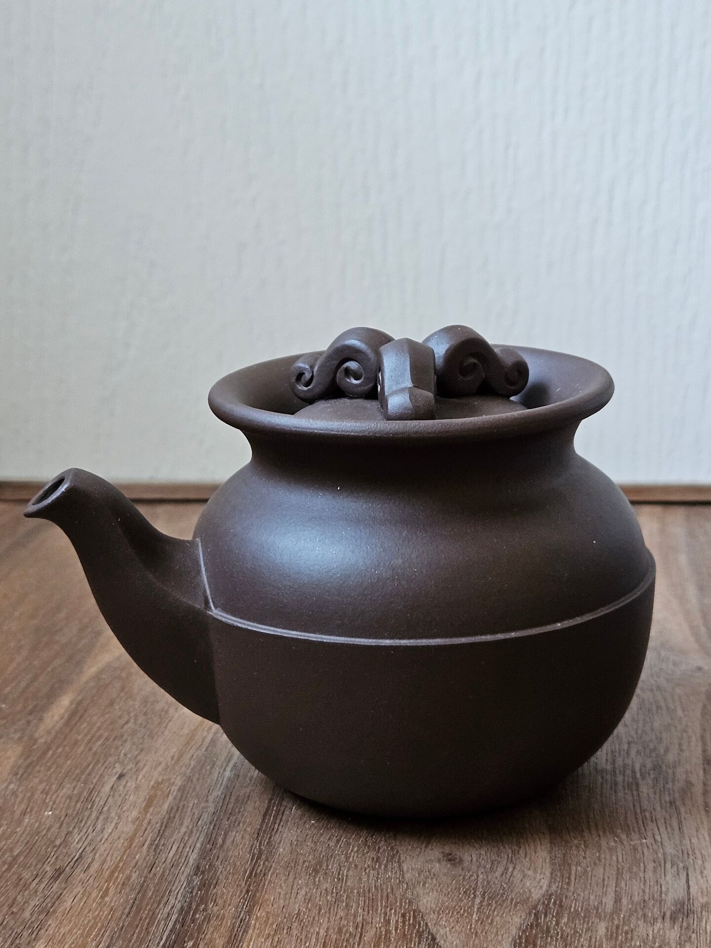 Yixing clay tea set