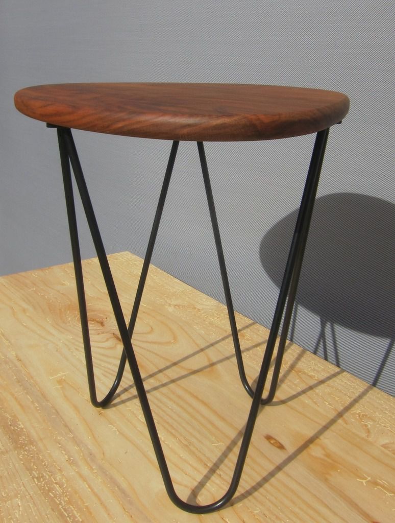 Tripod coffee table base pin