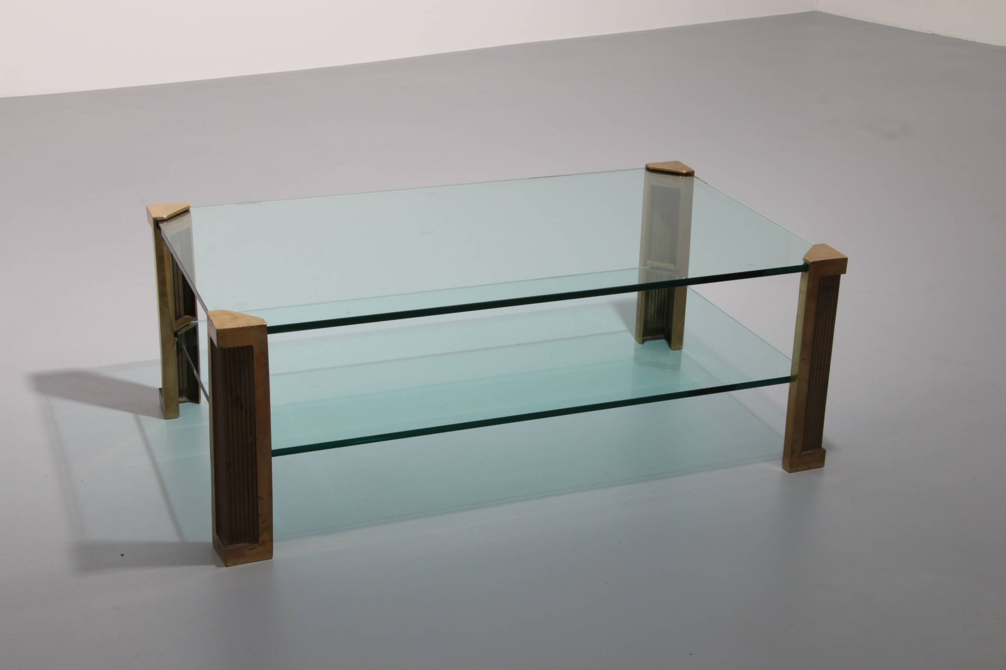 Table de salon en laiton Peter Ghyzcy modèle T14D 1970 Design hollandais