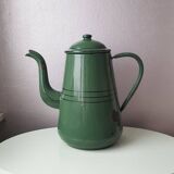 Pichet vintage en émail vert 1960