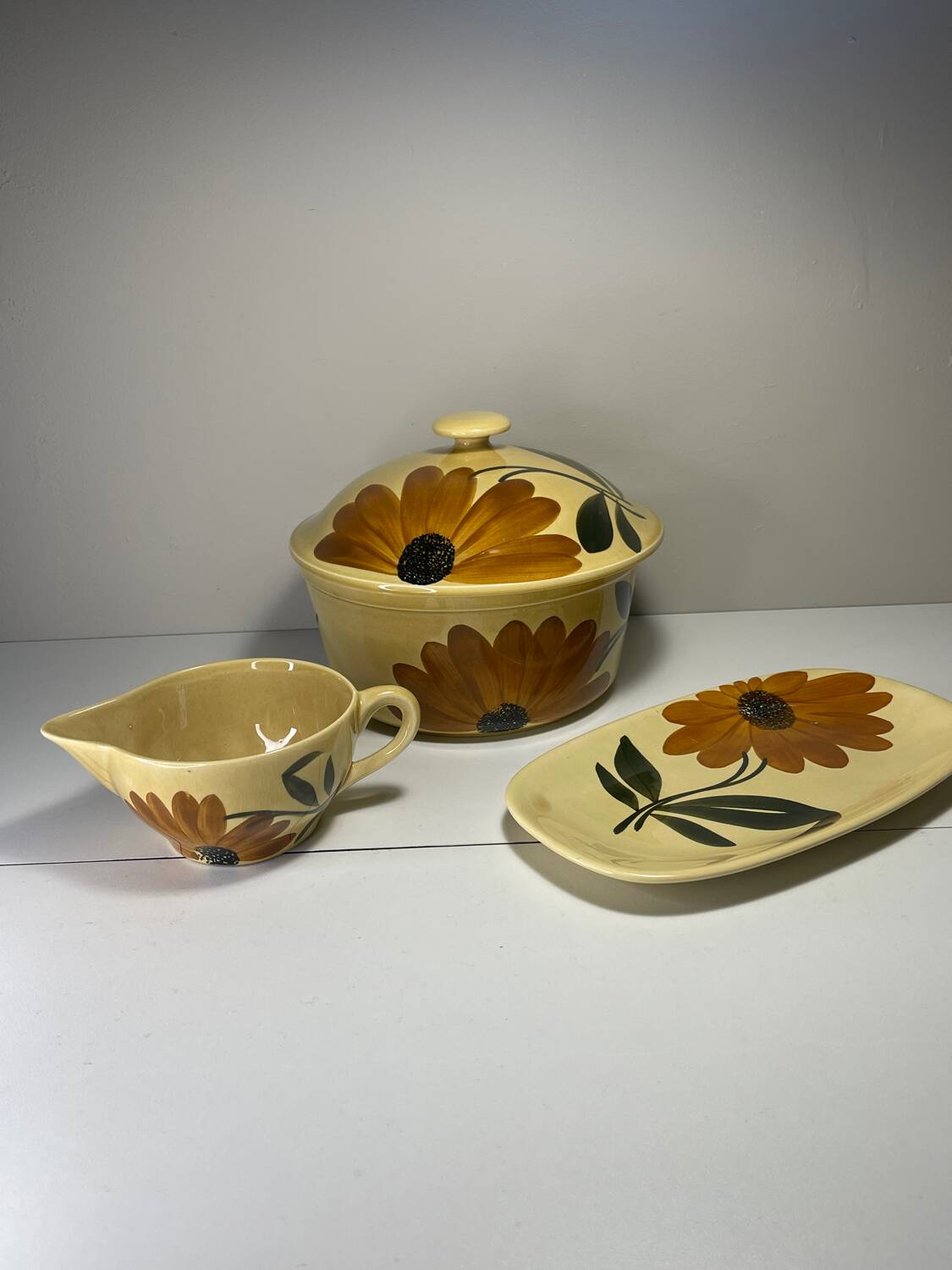 Gien earthenware tureen and gravy bowl set, Tournesol collection