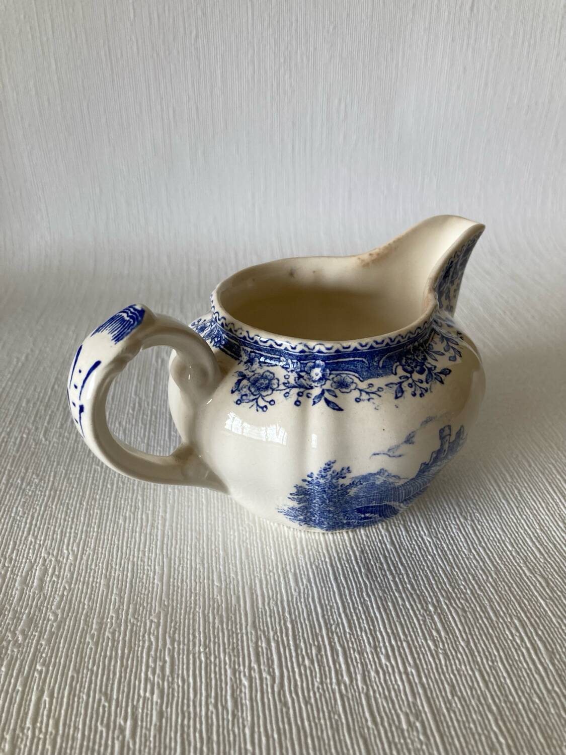 Small Villeroy and Boch Burgenland blue creamer