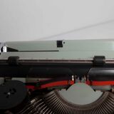 Hermes 3000 typewriter cleaned and tested