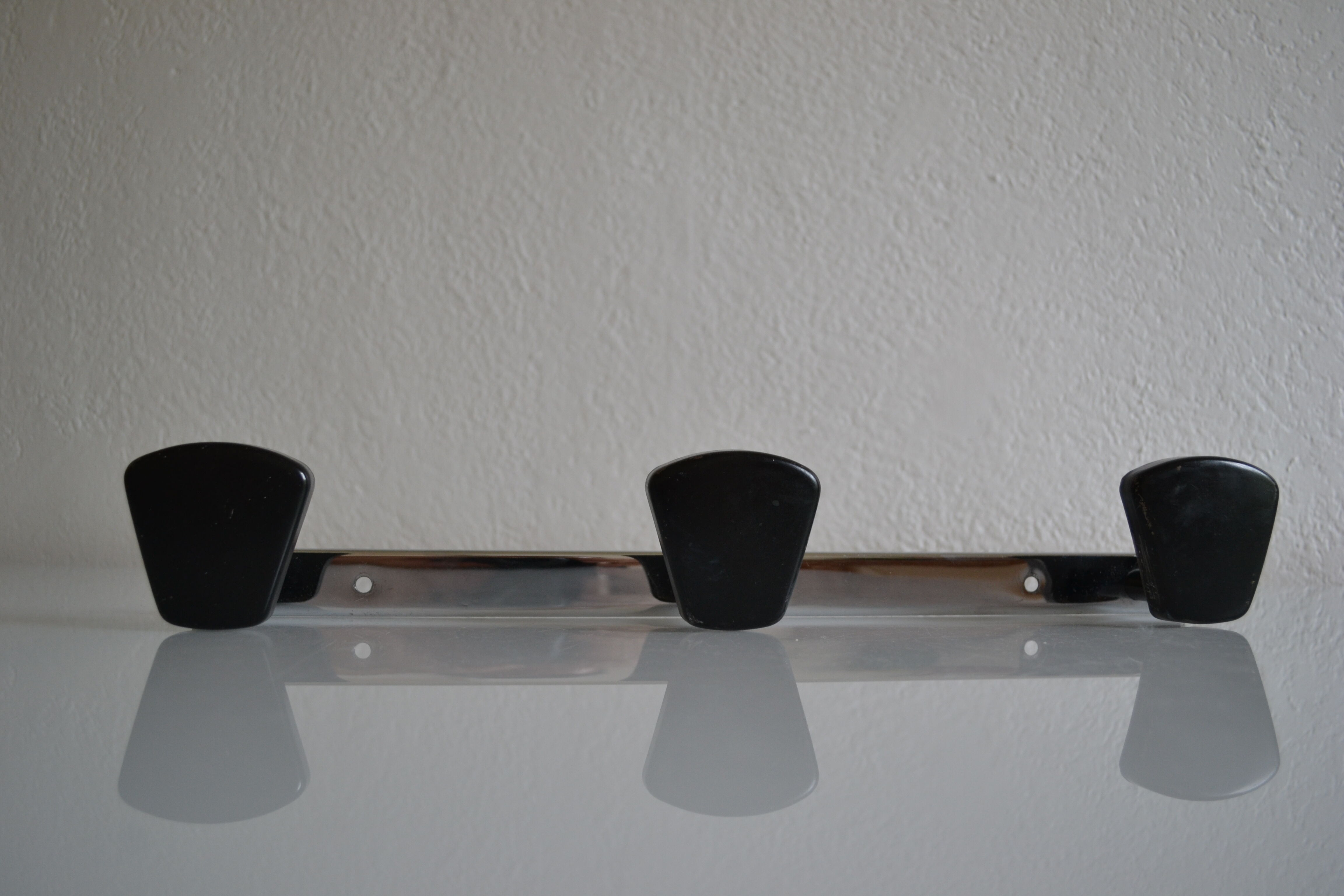 Wall coat rack with 3 hooks vintage 60's