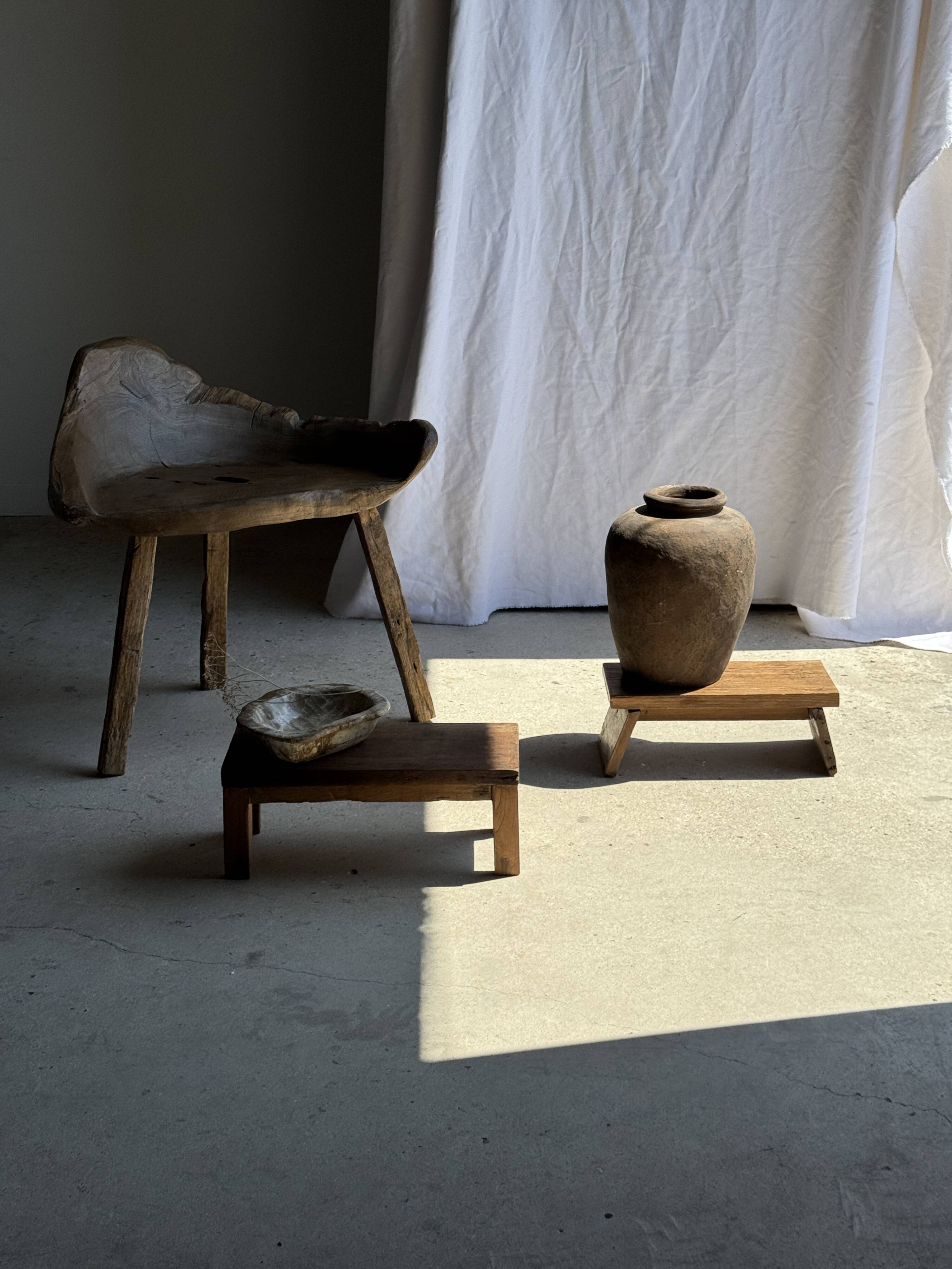 Small low bench in old teak from Indonesia H16 L39