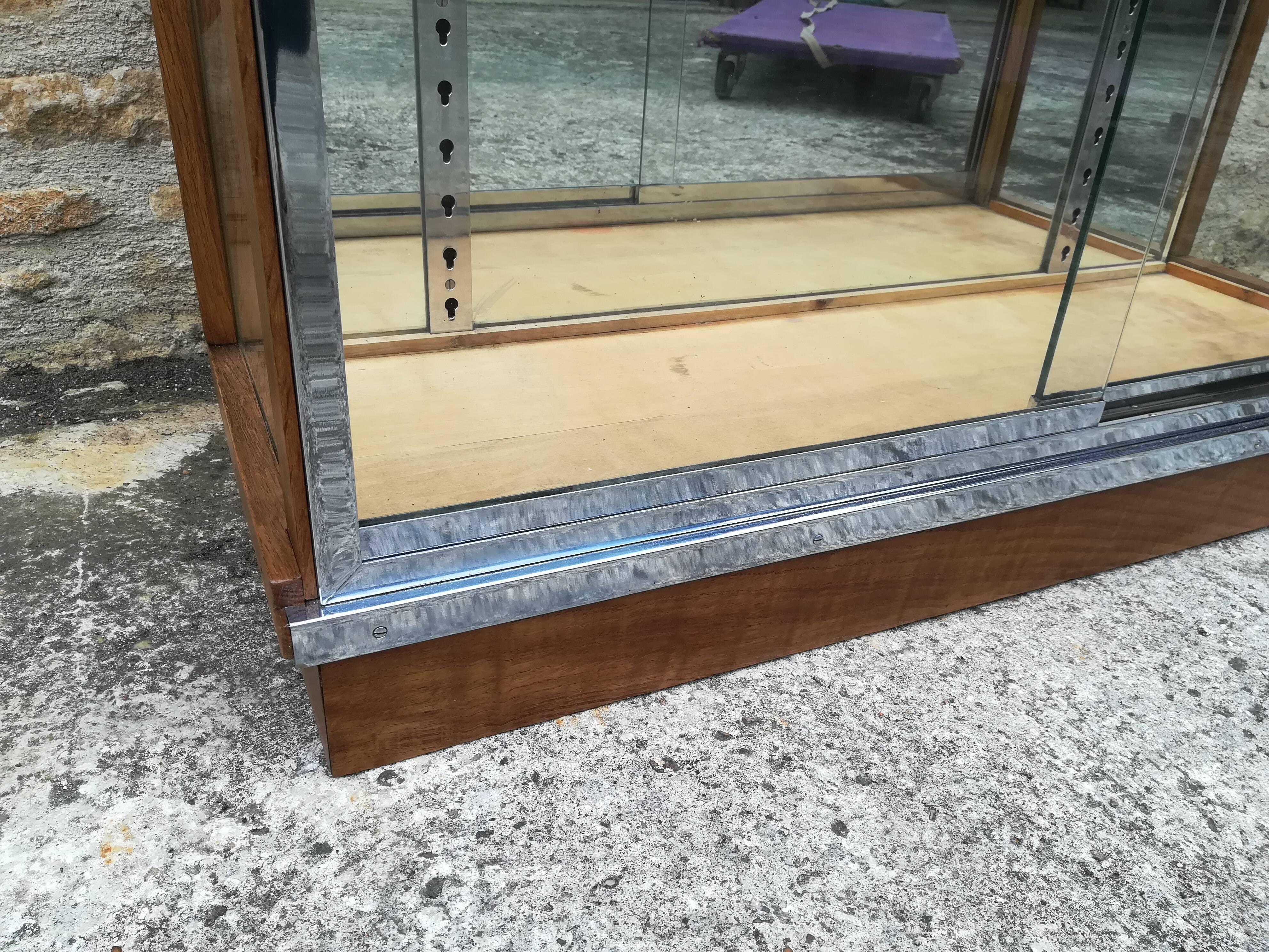 Chrome and wood metal showcase