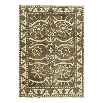 Tapis de laine beige persan noué à la main des années 1970 283 cm x 388 cm