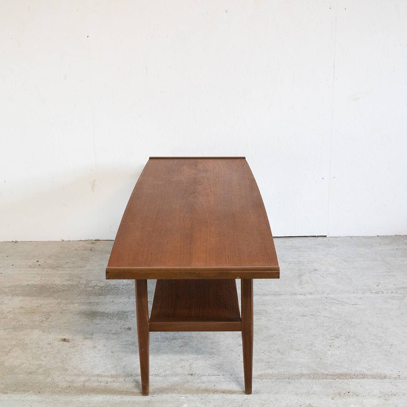 Table basse scandinave circa 1960