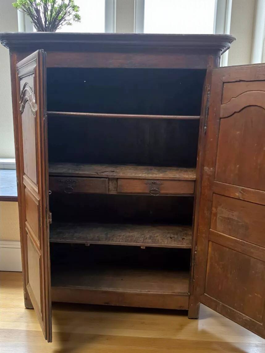 19th century oak wardrobe