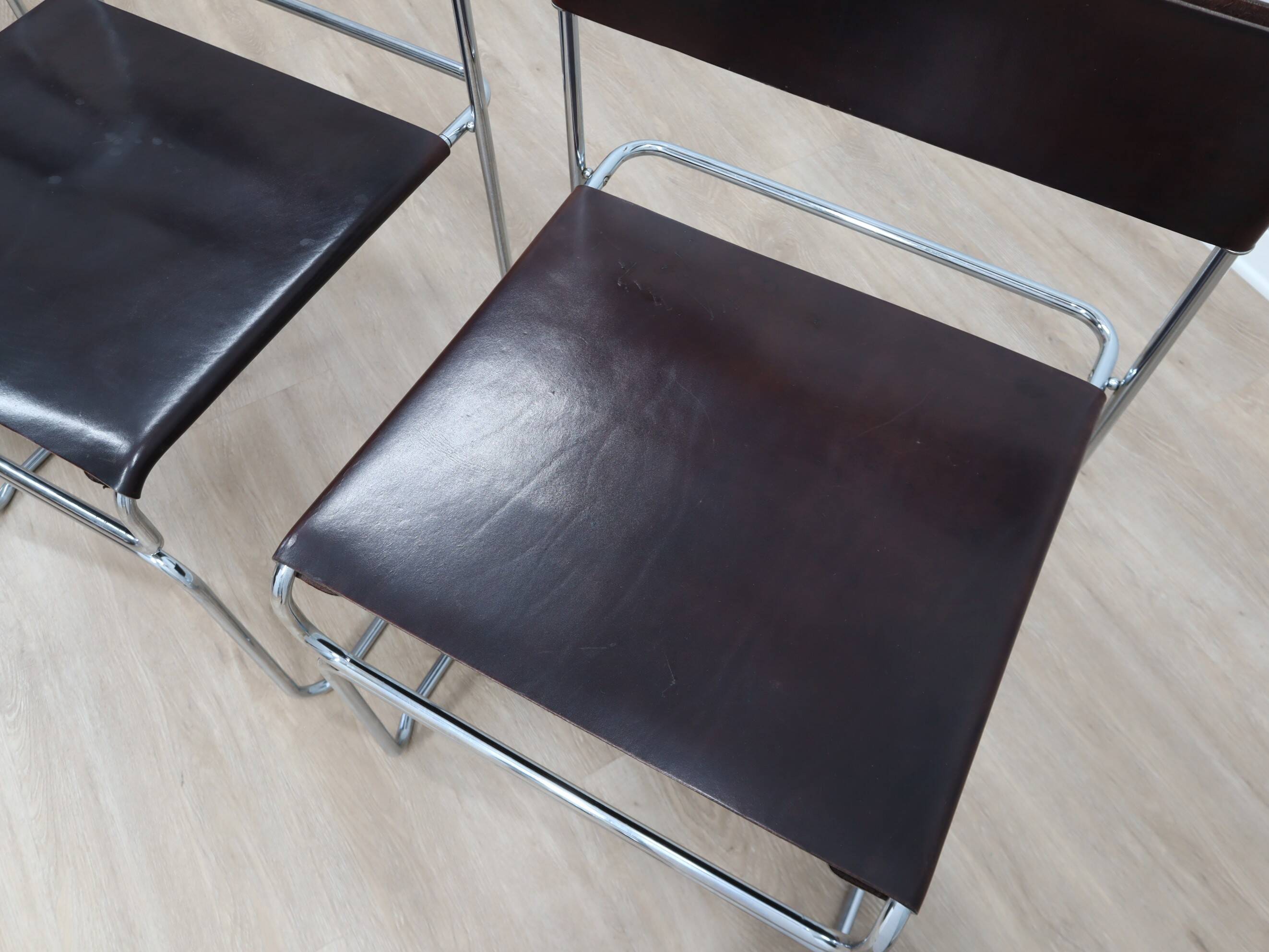Ensemble de 4 chaises Giovanni Carini "Libellula" pour Planula, Italie, années 1970.