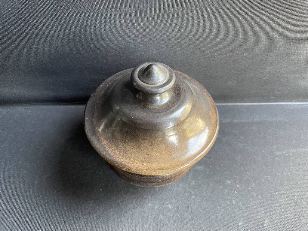 Terracotta sugar bowl signed Jean Marais - Vallauris