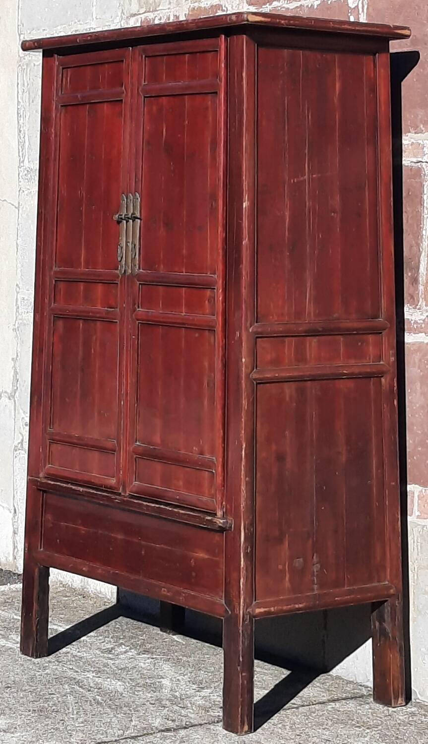 19th-century Chinese wardrobe (Height 2.6m)