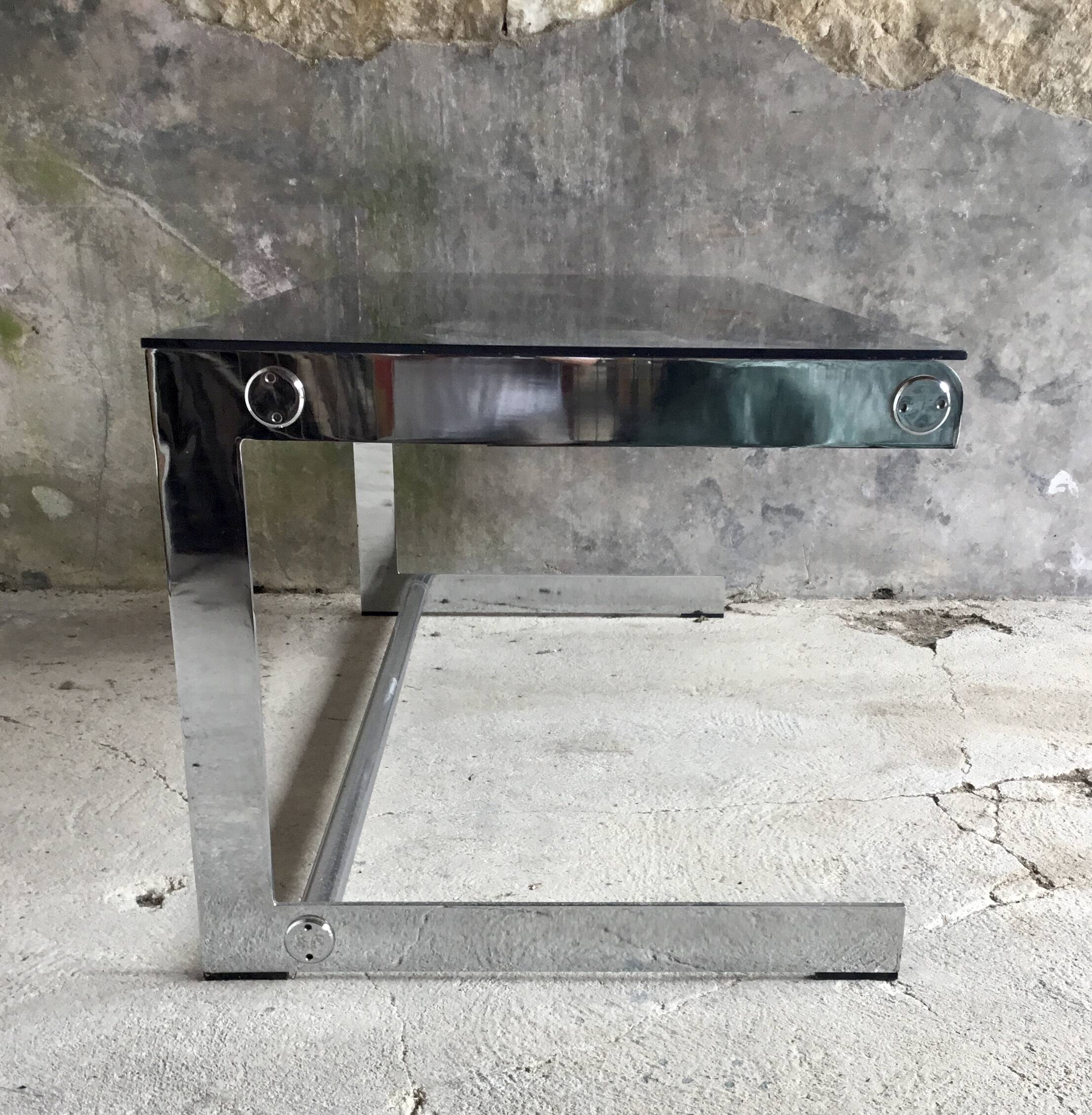 KIT series desk by Gilles Bouchez for Airborne - space-age design 1960