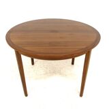 Scandinavian walnut dining table, Sweden, 1960