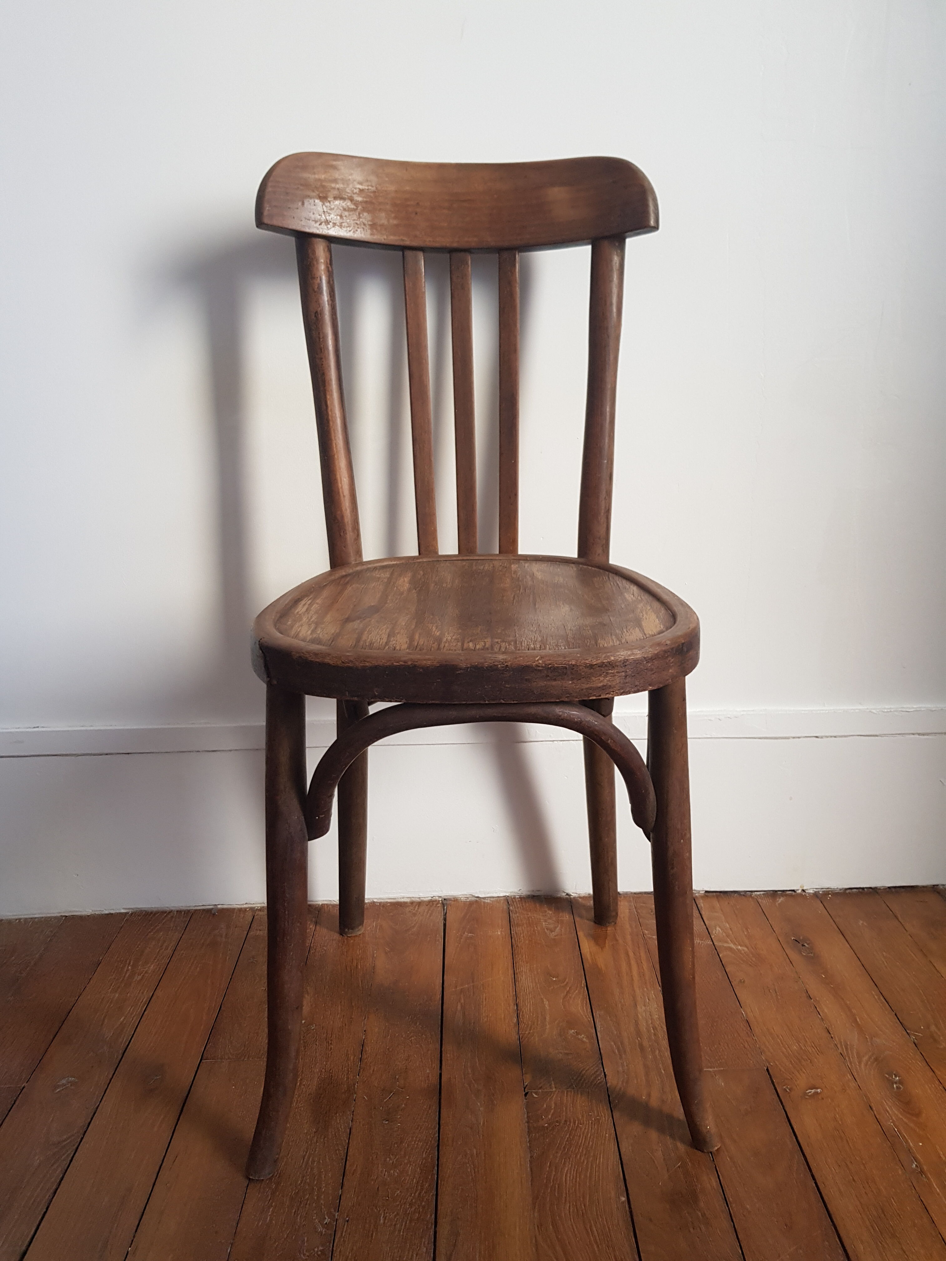 Chaise bistrot en bois