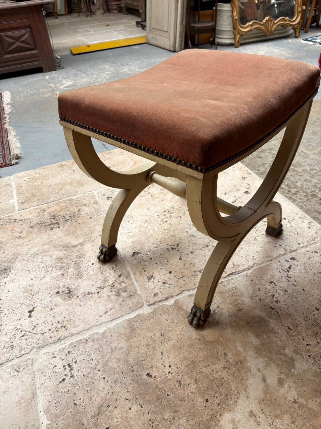 Tabouret bois curule