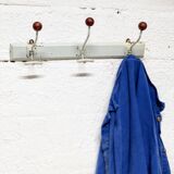 3-hook wall coat rack