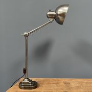 Lampe de table d’atelier Kaiser idell modèle 6726 polie des années 1930