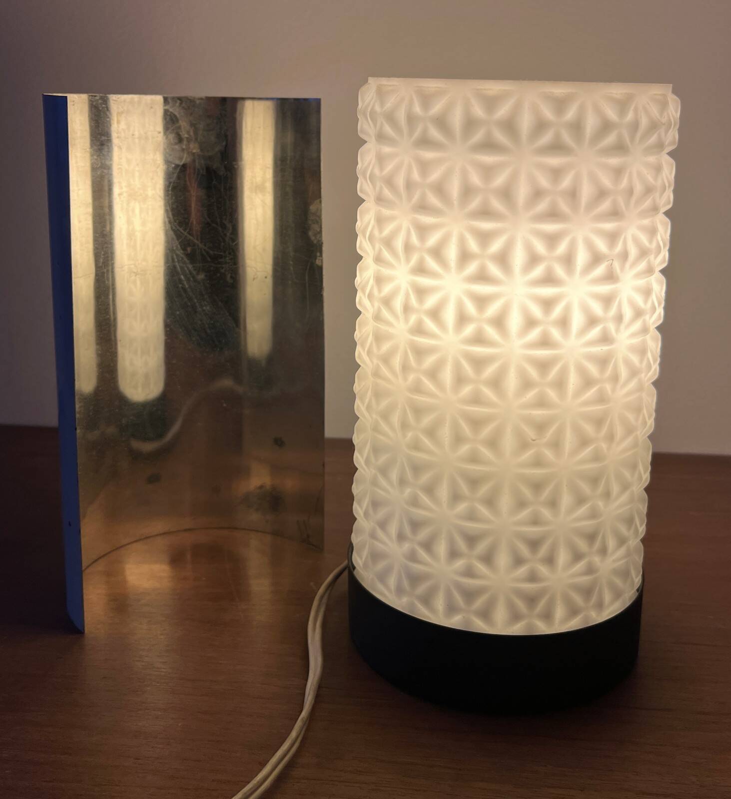 Mazda lamp with opaline glass and patterns
