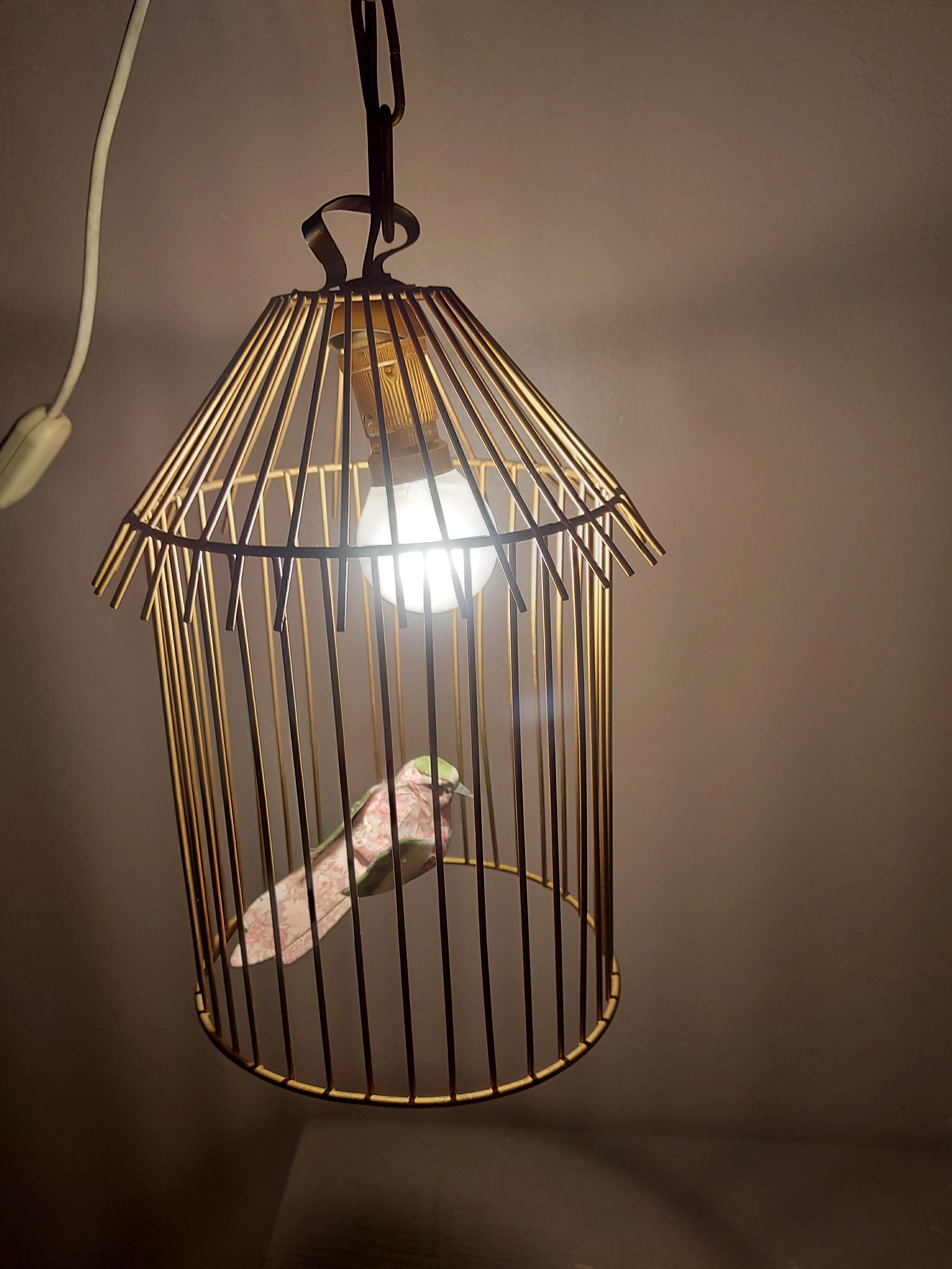Vintage suspension in the shape of a bird cage
