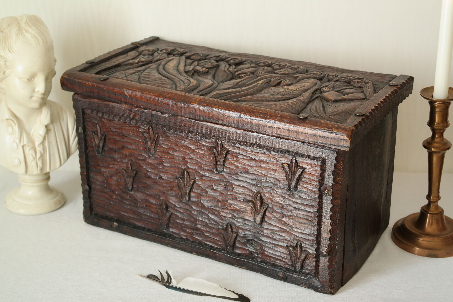 Carved wooden chest bas-reliefs artisanal XXth