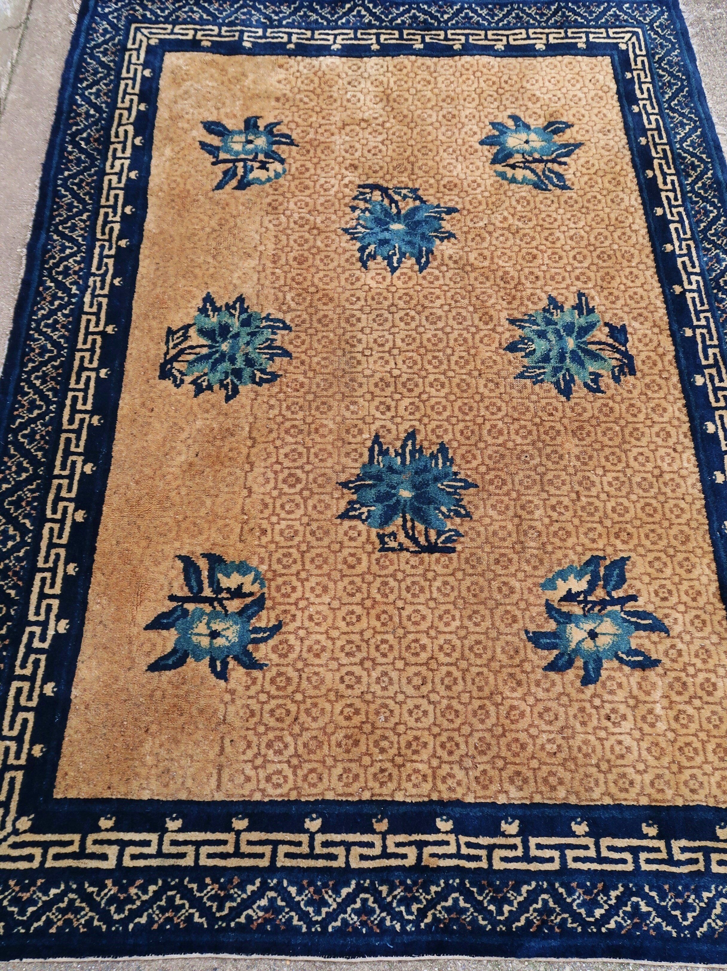 Chinese rug 1900