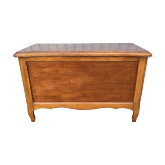 Wooden box
