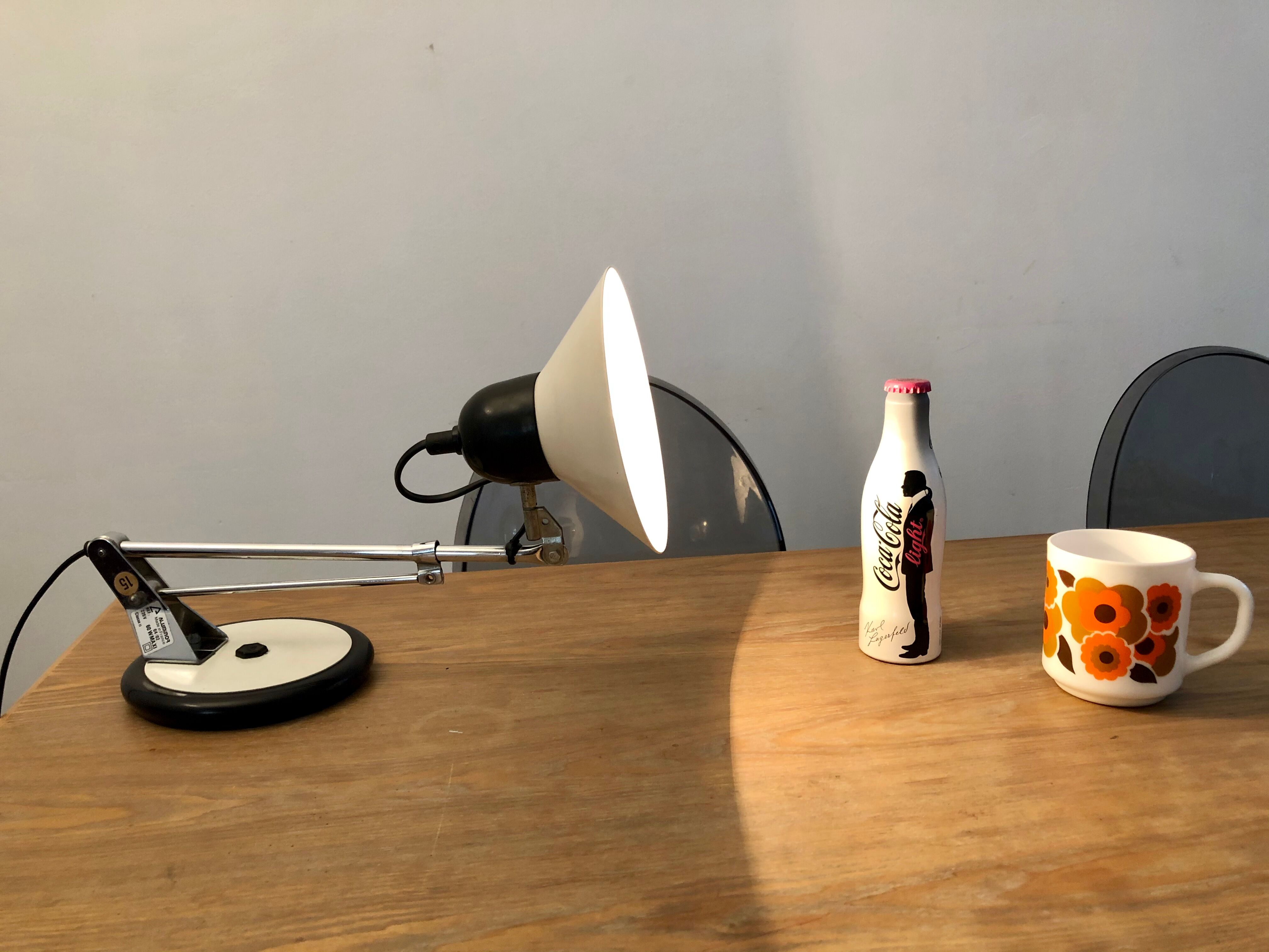 Aluminor 70s articulated desk lamp