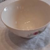 Very nice porcelain bowl in good condition.